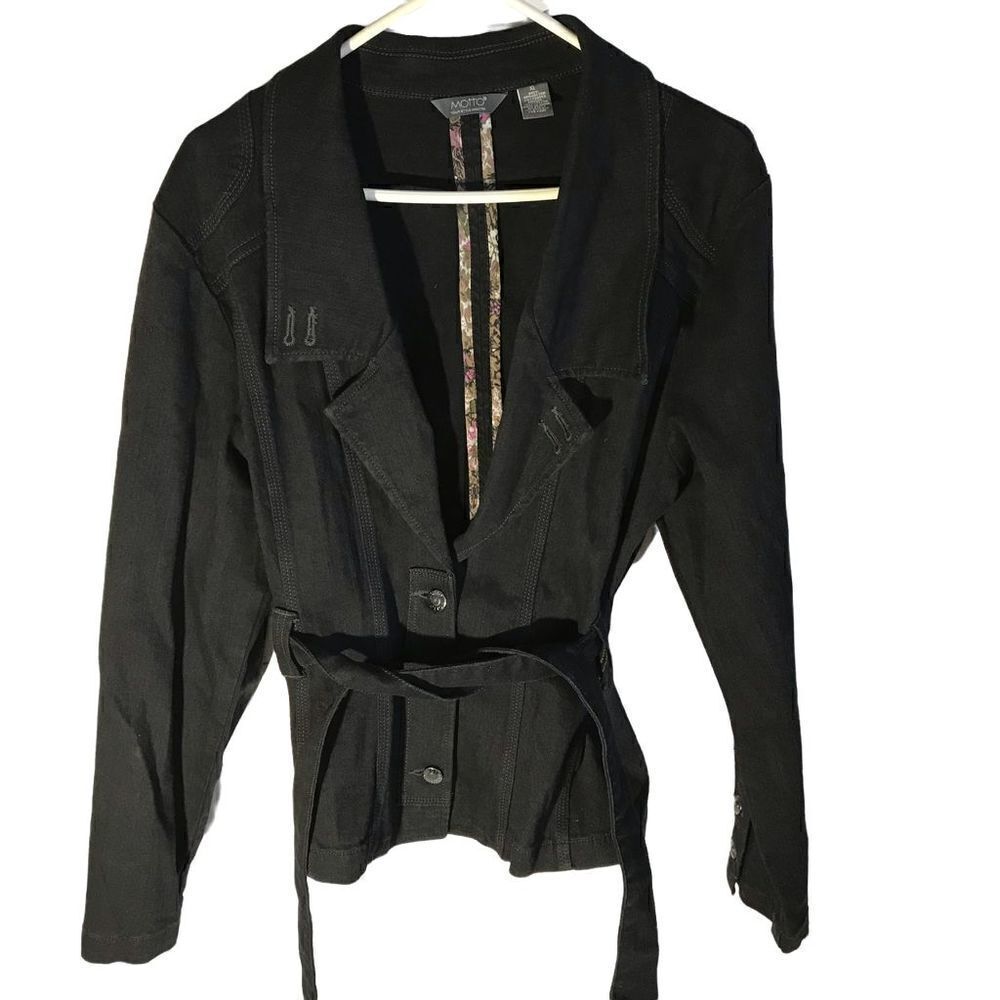 Motto black jacket size xL button front belt